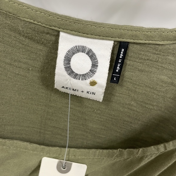 Anthropologie Akemi+ Kin  Blouse NEW with tags . Embroidered detailing - Picture 4 of 9